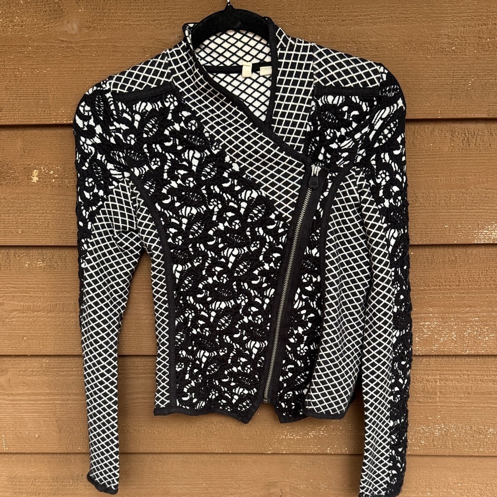 Moth Anthropologie Black and White Lace Patterned Moto Style Sweater - Picture 4 of 6